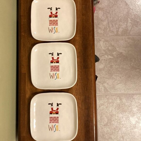 VINTAGE Rae Dunn Santa Down The Chimney Ceramic WISH Christmas Serving Plates - Picture 3 of 9